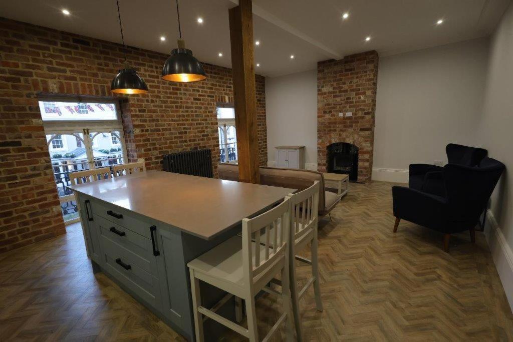Red Lion Apartments Spalding Zewnętrze zdjęcie